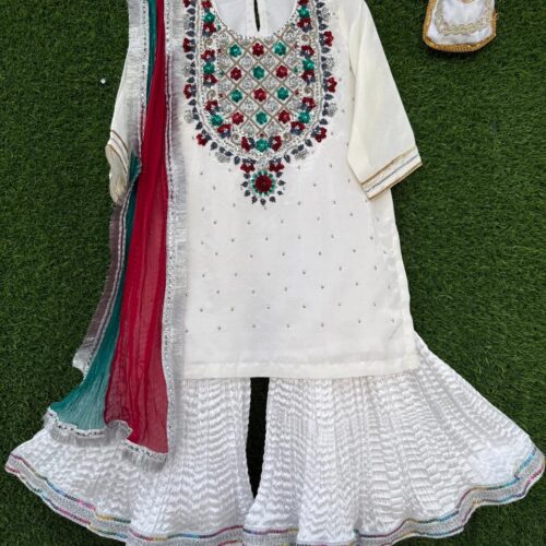 4Piece Russian Silk Muse 3D Luxury Set!